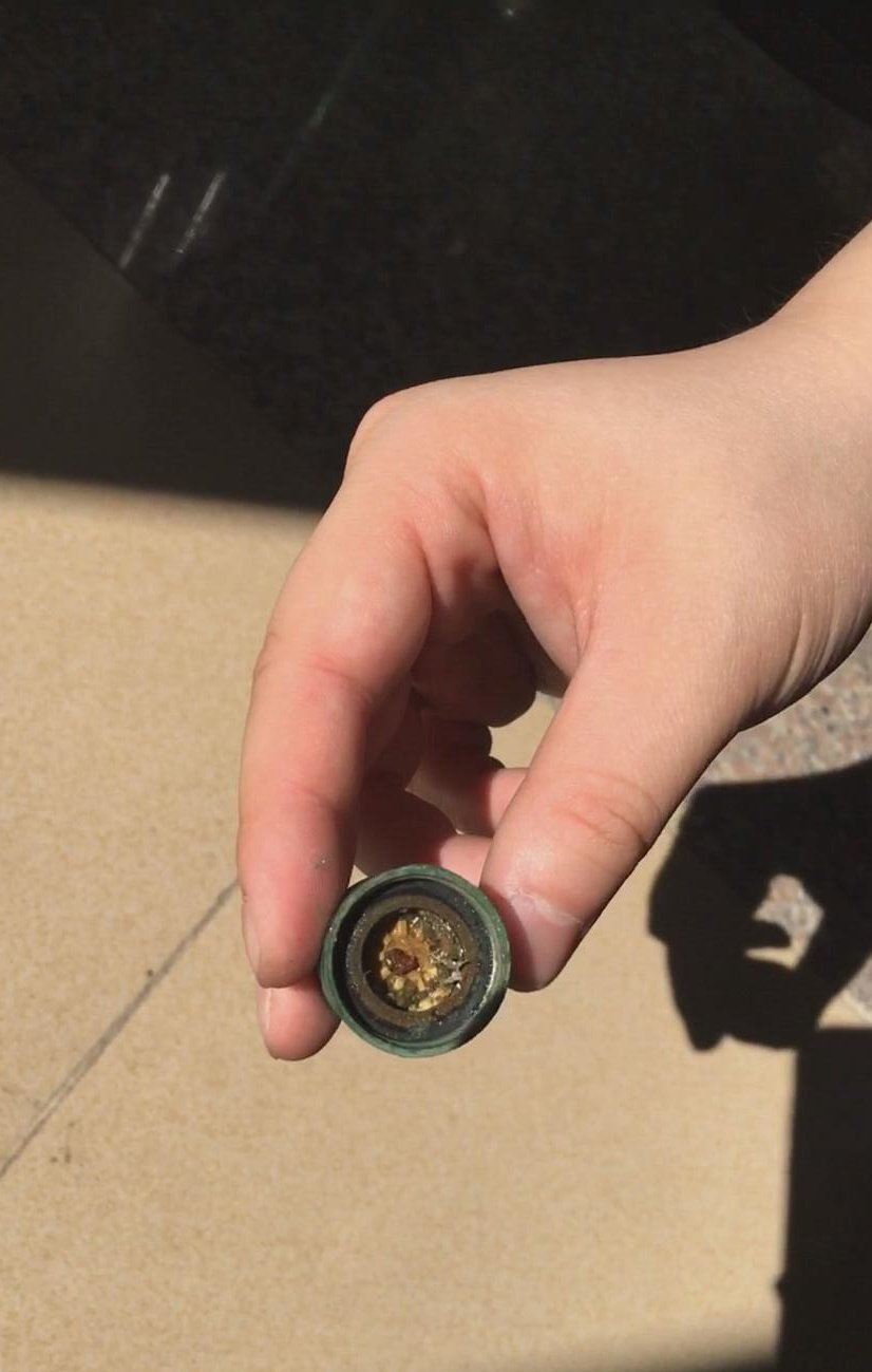 拆開(kāi)的水龍頭